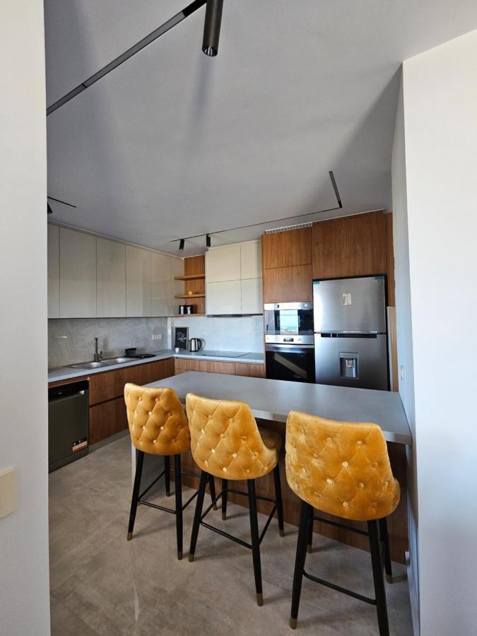 Calm & Dreamy Luxury Apts Pírgos 外观 照片