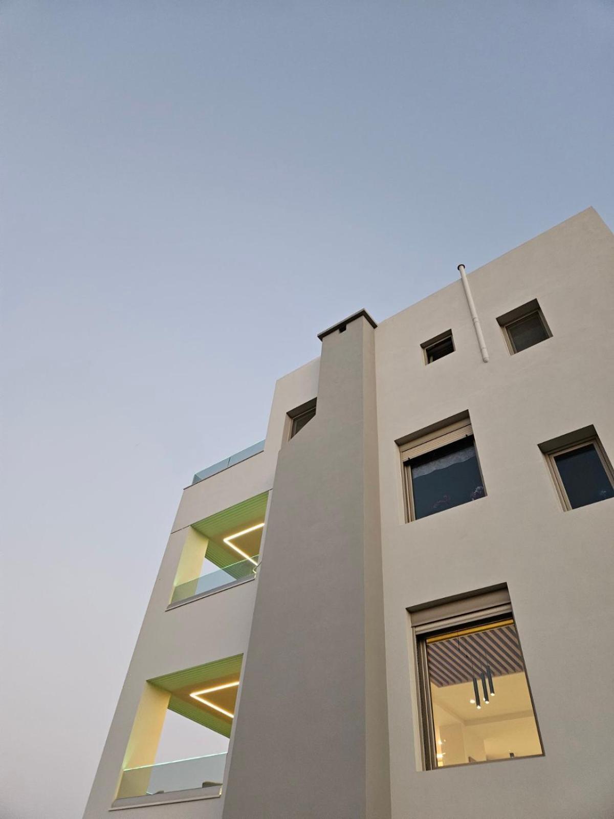 Calm & Dreamy Luxury Apts Pírgos 外观 照片