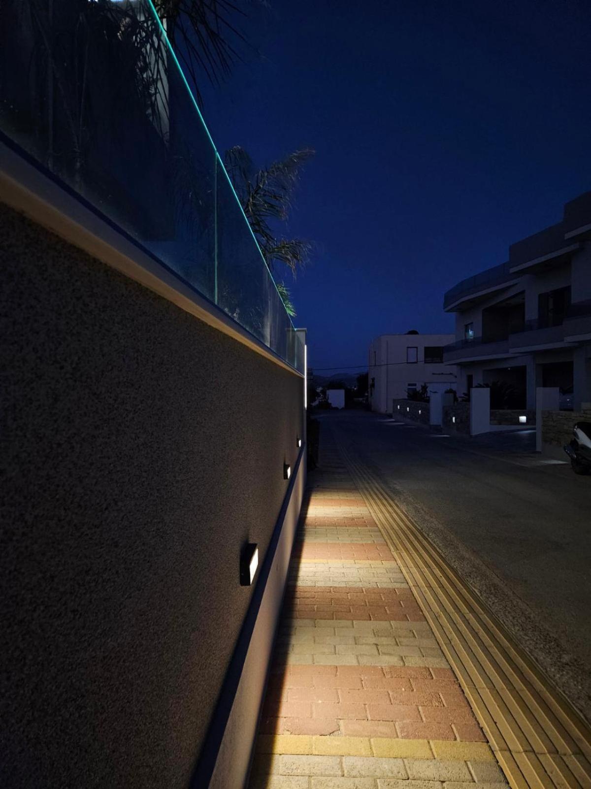 Calm & Dreamy Luxury Apts Pírgos 外观 照片